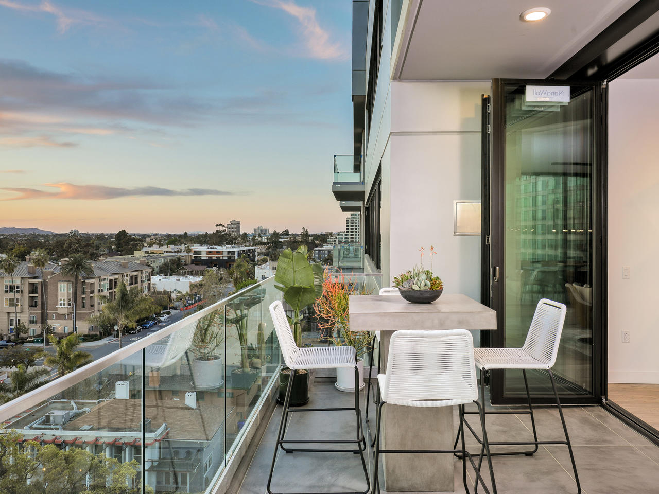 2900 Sixth Ave San Diego CA-022-11-41 West Unit 803-MLS_Size