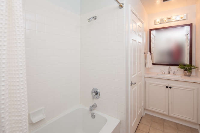350 K St San Diego CA 92101-small-029-31-350K 513 13-666x444-72dpi