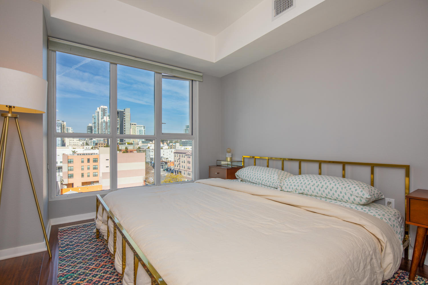 875 G St San Diego CA 92101-large-032-015-g 70216-1500x1000-72dpi