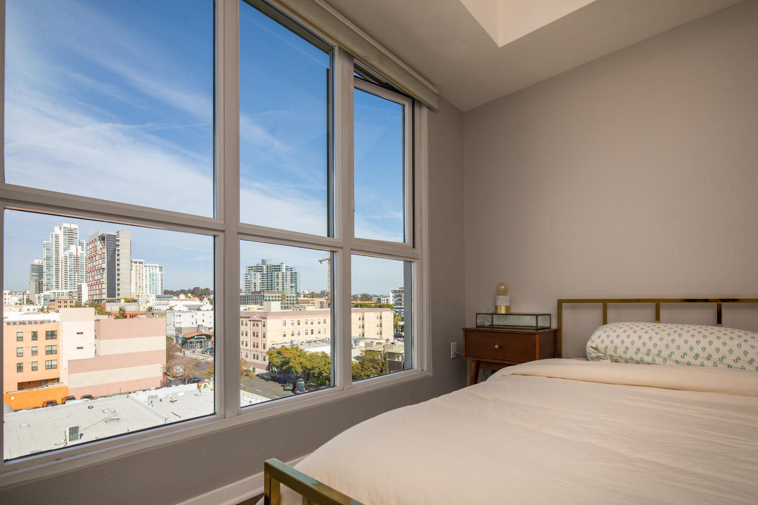 875 G St San Diego CA 92101-large-036-035-g 70231-1500x1000-72dpi