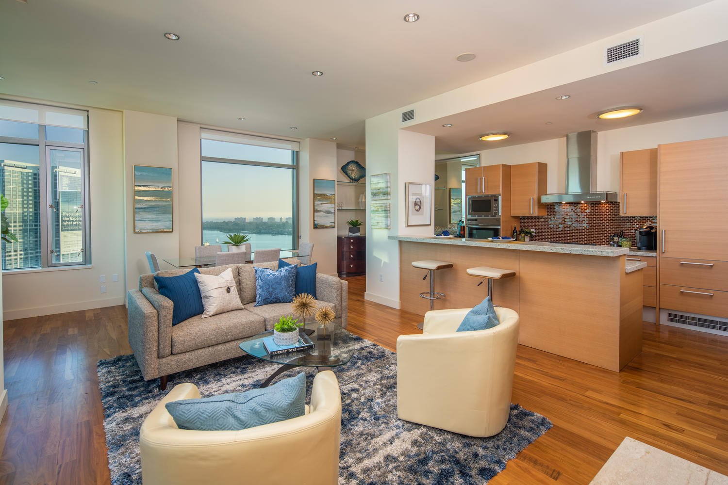 165 Sixth Ave San Diego CA-large-015-016-Metropolitan14-1500x1000-72dpi