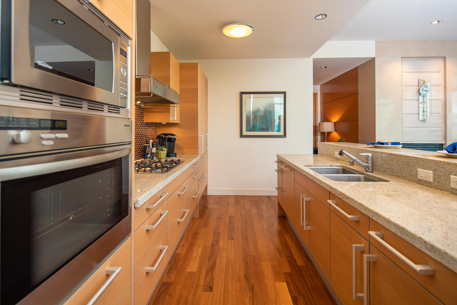 165 Sixth Ave San Diego CA-large-017-020-Metropolitan19-1500x1000-72dpi