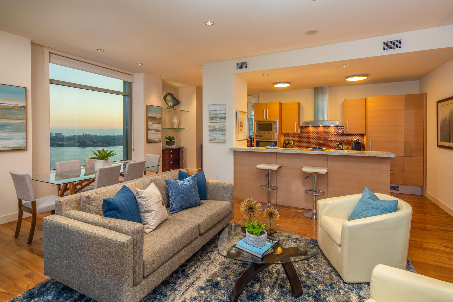 165 Sixth Ave San Diego CA-large-046-047-Metropolitan41-1500x1000-72dpi