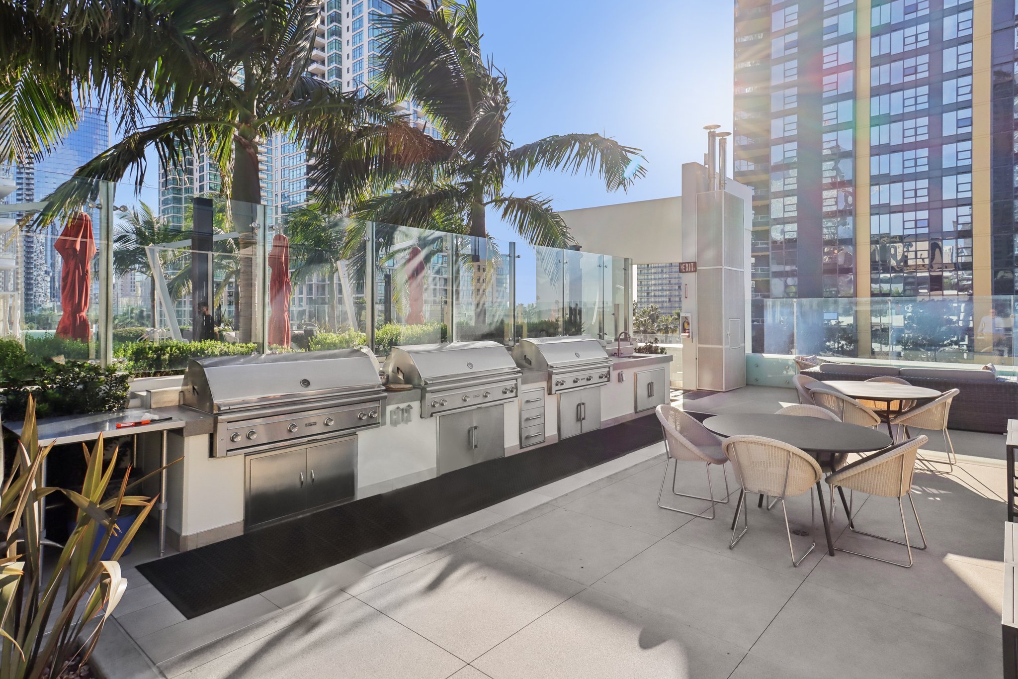 13-web-or-mls-Kettner-Blvd-701-913